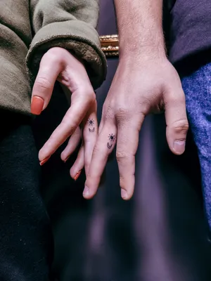 19 смелых пар, которые вместо банального обмена кольцами скрепили свой союз  парными татуировками