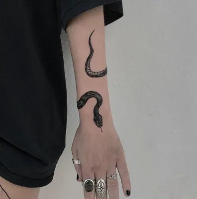 Змея вокруг руки, 1 сеанс.... - Татуировка СПб �Эскизы Тату� | Facebook