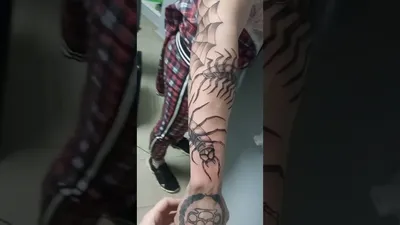 Змея вокруг руки 🐍 .... - Tattoomoscow - Салон татуировки | Facebook