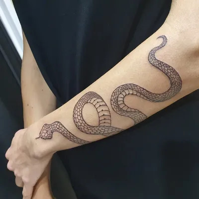 Татуировка вокруг руки - все, что нужно знать - tattopic.ru