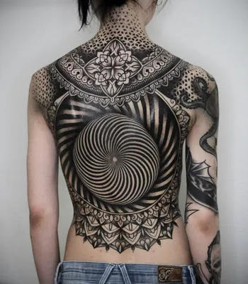 Татуировка женская графика на спине морской дракон - мастер Мария Бородина  (Челнокова) 5761 | Art of Pain