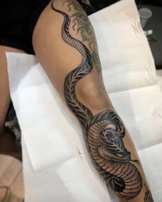 Тату змея кинжал - 4 Фото и значение татуировок 2024