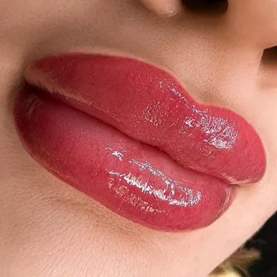 Татуаж губ эффект помады губ: 34 фото перманентного макияжа 2023 - Страница  2