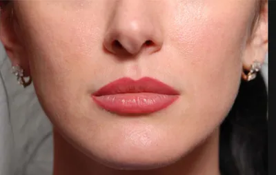 Перманентный макияж губ коралловый цвет - 88 фото
