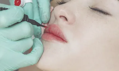 Техники татуажа губ: как выбрать лучшую