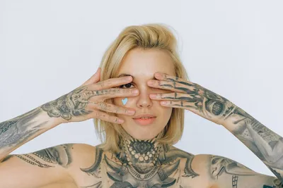 9 участков тела, на которые не стоит наносить татуировки (Даже если очень  хочется) — тату салон в Киеве «TST»