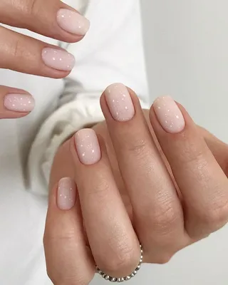 Молочный маникюр 2020: популярный тренд от инстаграмм, фото | Gel nails,  Wedding nails, Manicure