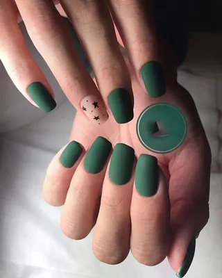 Cosmolac Гель лак темно-зеленый для ногтей №174