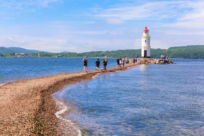 Теплое море - Славянка, ул. Нерпинская 1а: цены 2024, фото и отзывы