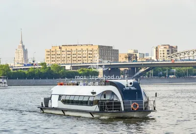 Теплоход Богема в Москве, цены и условия аренды от собственника