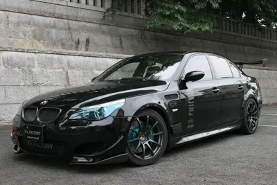 BMW M5 E60 от тюнинг-ателье Enlaes