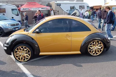 2016 Volkswagen Beetle Dune with 18x9.5 JNC Jnc010 and Federal 245x40 on  Coilovers | 1886470 | Fitment Industries