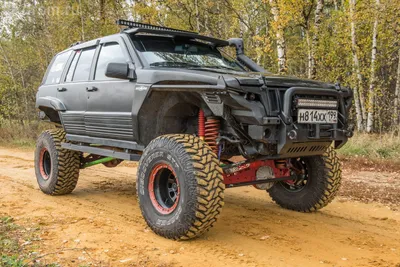 Тюнинг Jeep Grand Cherokee ZJ. По законам Baja 1000 | Чероки, Внедорожники,  Джип