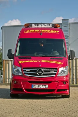 Hartman Tuning Makes the Mercedes-Benz Sprinter a Show-Stopper