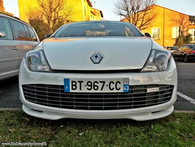 Дефлекторы Cobra Tuning для окон Renault Laguna II седан, хэтчбек  2001-2007. Артикул R10401--огромный выбор, разумные цены 1608 руб. В  интернет магазине Ridler