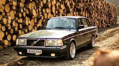 Swedish Boost Mafia - Can we please start modding the 440 and 460 more 😍.  👤@rc45motorsport . . . #Volvo #volvov50 #VolvoCollab2016 #volvoxc70  #volvowhatelse #volvotvk #volvolaval #volvotruckcenterotrokovice  #volvosofsweden #volvoownersofthepnw ...
