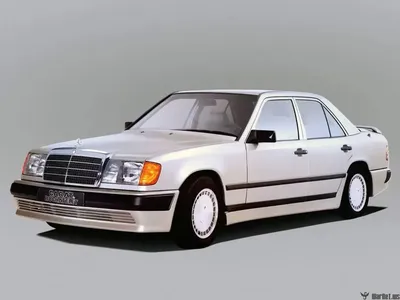 Mercedes W124 в тюнинге от AMG засветился в Киеве (фото)