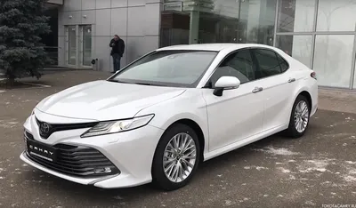 Аренда Тойоты (Toyota Camry) белого цвета в Калининграде | «Драйв 39»