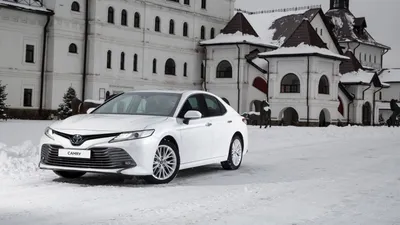 Продаю Toyota Camry 75 2021 года. Белый на чёрном. Американец. Карфакс  лёгкий, сзади. Машина новая, пробег 5000 км оригинал. Большой… | Instagram