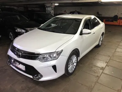 Прокат белой Toyota Camry v70 на свадьбу или торжество