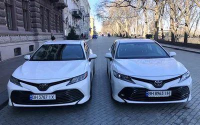 Toyota Camry 2021 белый 2.5 л. л. 2WD автомат с пробегом 27 248 км |  Автомолл «Белая Башня»