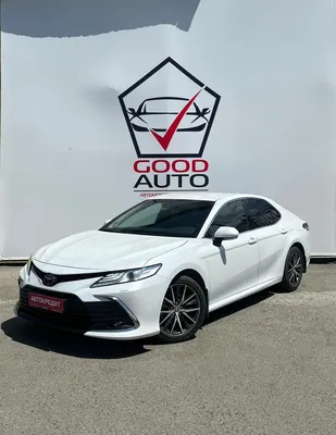 Прокат авто Toyota Camry (2015 белая) в Крыму