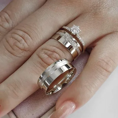 Широкие толстые обручальные кольца из белого золота с волками и лилией (Вес  пары 42 гр.) #колечки #обручальноекольцо #обручальныекольца… | Instagram