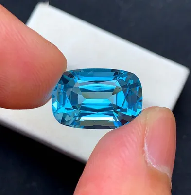 Swiss Topaz Gemstone, 13.50 ct Cushion Cut Swiss Blue Topaz Gemstone