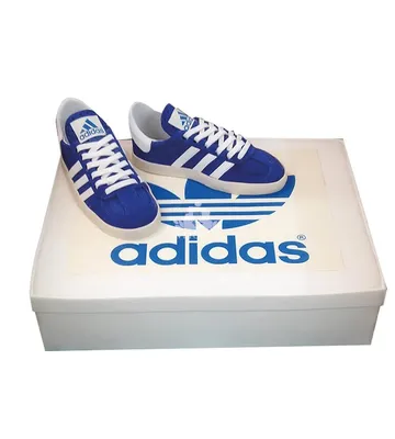 Adidas cake by Sweet Doughmestics | Бисер, Картинки