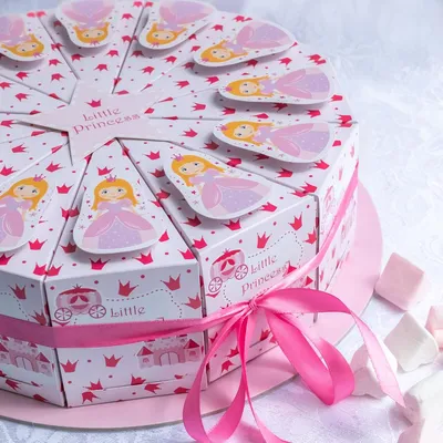 Бенто-торт для маленькой принцессы 👸 Вес - 500г Цена - 1100руб Для заказа  пишите в Директ @pastry_msc или WhatsApp ссылка в шапке… | Instagram