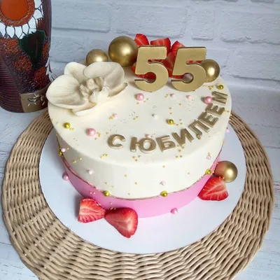 Торт женщине — маме 💐 бабушке на день рождения (101 фото) | Торт на день  рождения, Восхитительные торты, Торт с конфетами