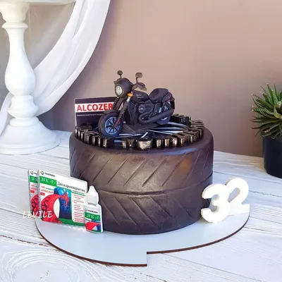 Торт Мотоцикл №897 по цене: 2500.00 руб в Москве | Lv-Cake.ru