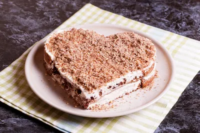 Медовый торт «сердце» с шоколадным кремом - пошаговый рецепт с фото на  Готовим дома