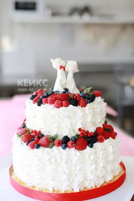 Свадебный торт без мастики с шоколадными подтеками и цветами – купить за 2  800 ₽ | Кондитерская студия LU TI SÙ торты на заказ