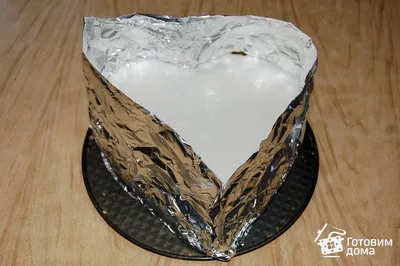 Торт в форме сердца с сырным …» — создано в Шедевруме