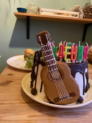 Торт Гітара/GUITAR CAKE/Gitarre Torte. Мастер-клас - YouTube