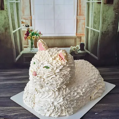 Торт в форме кота — на заказ по цене 950 рублей кг | Кондитерская Мамишка  Москва