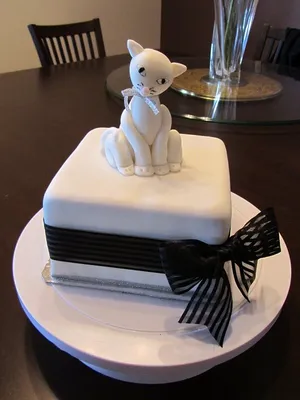 Торт в виде Кошки №30 | Заказать торт недорого в кондитерской Wow-tort