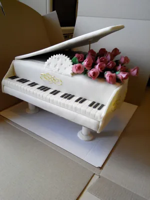 Тортюф — Торт для пианиста с живой розой