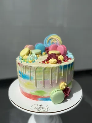 Торты на День рождения на заказ в Черкассах: купить вкусный и красивый  тортик
