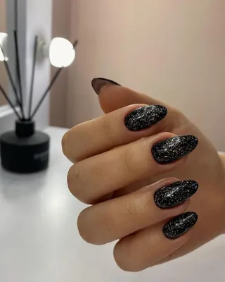 🤩Лучший праздничный маникюр💅Акция \"Знакомство с мастером\" ⬇️За прайсом в  директ⬇️ ⚡Работаем по предварительной записи. ➡ Находимся по… | Instagram