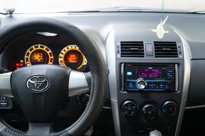 Фото отчет по перетяжке саона Toyota Corolla (Тойота Королла) кожей