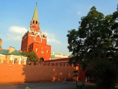 Башни Московского Кремля: названия, история, цены на экскурсии, фото