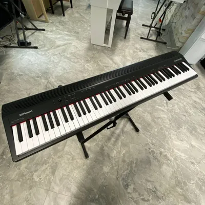 Roland RP701 - лучшее бюджетное цифровое пианино - интернет-магазин  музыкальных инструментов