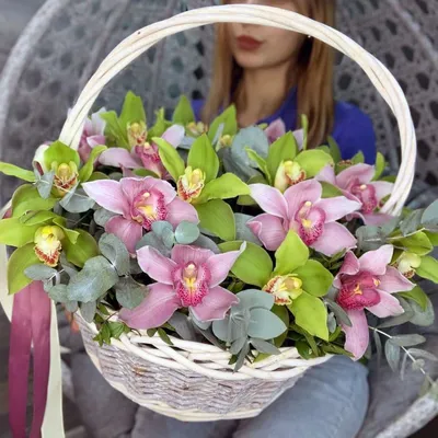 Букет невесты \"Тиффани\" из 15 орхидей цимбидиум за 7 990 руб. | Бесплатная  доставка цветов по Москве