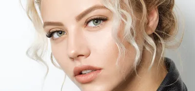 Перманентный макияж бровей для блондинок: какую технику и цвет выбрать -  WOOW студия окрашивания и перманентного макияжа