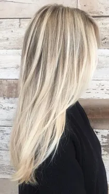 Наращивание белых прядей на тёмные волосы всегда смотрится очень эффектно  за счёт контраста. Если ваш родной цвет темный и вы бы хотели… | Instagram