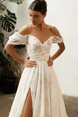 Свадебные платья для полных девушек | Идеальные наряды больших размеров по  разумным ценам