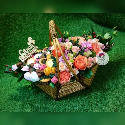 Купить цветы и конфеты в коробке сердце \"Наоми\" в Киеве, заказ и доставка  по Украине - Annetflowers