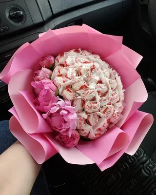 Купить цветы в Щёлково с доставкой|Сердце \"Цветы и конфеты\"- Lilium